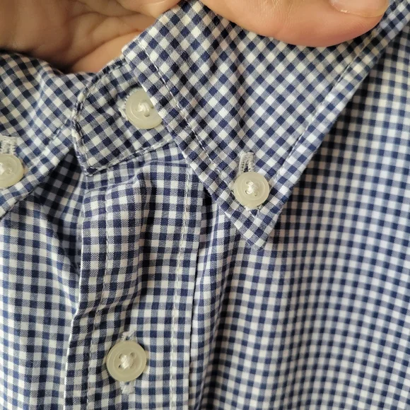 Uniqlo Checkered Shirt Mens Medium Navy Blue White Long Sleeve Check 100% Cotton - Picture 5 of 12